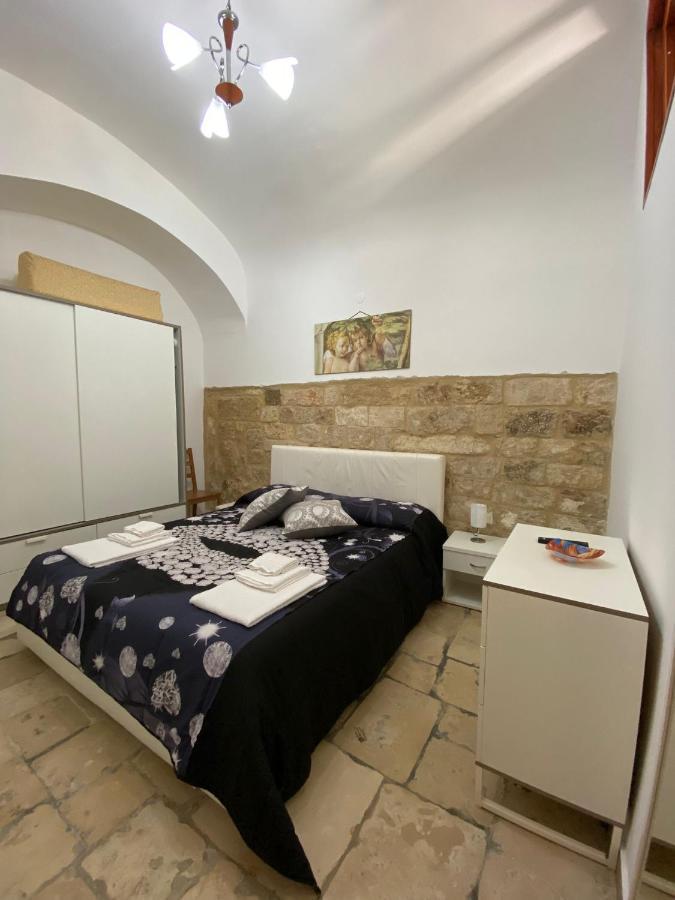 Home Sweet Home Rooms Бари Экстерьер фото