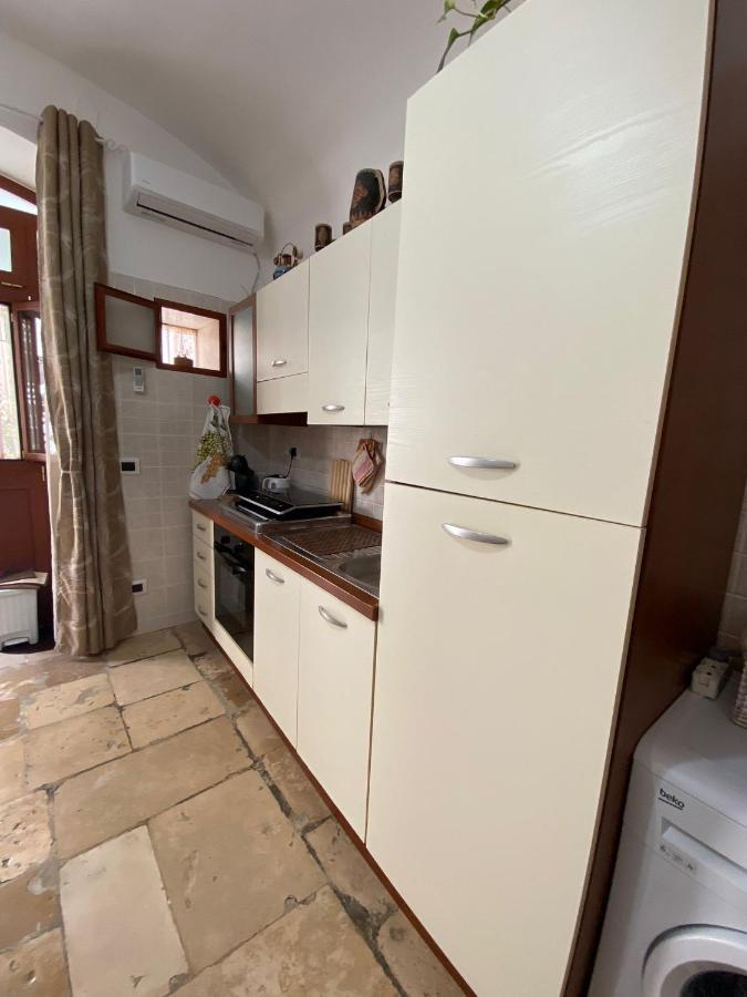 Home Sweet Home Rooms Бари Экстерьер фото